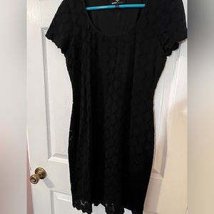 3 for $20 Bundle any 3 items priced $15 and under and get them for $20🛍️🛍️🛍️